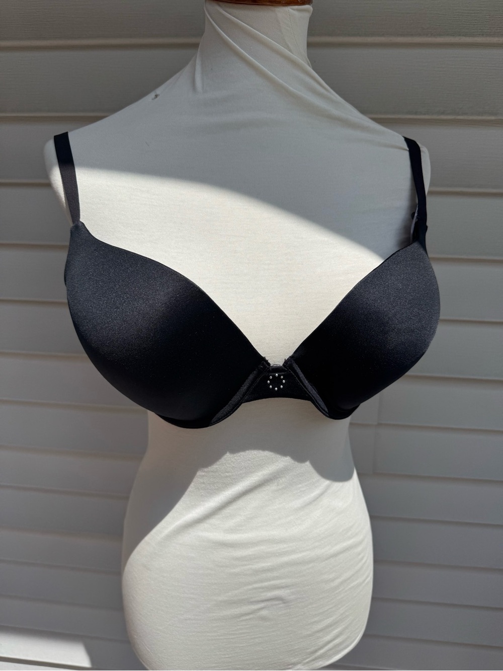 Women’s Maidenform Demi Coverage Push-Up Bra - Picture 6 of 7